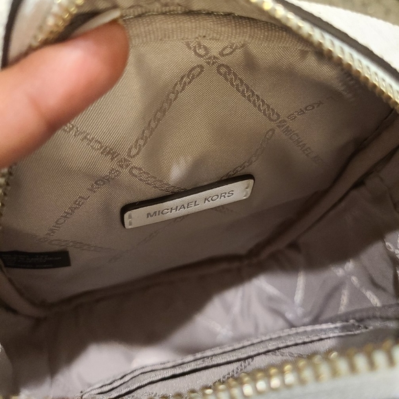 MK crossbody bag with wallet - Picture 3 of 4